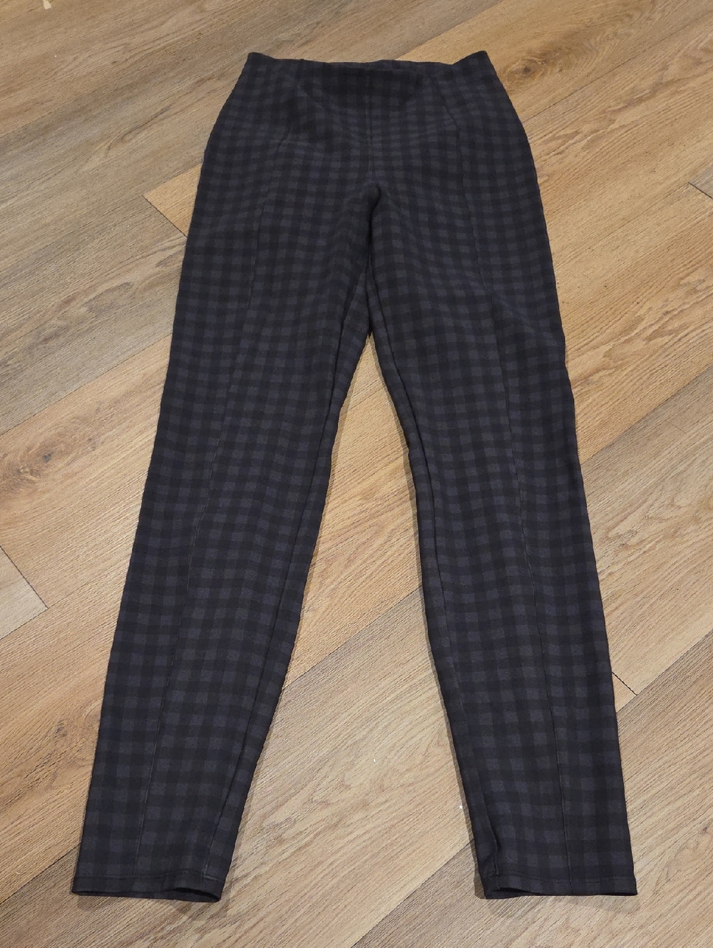 lululemon athletica Black and Dark Gray Plaid Leggings